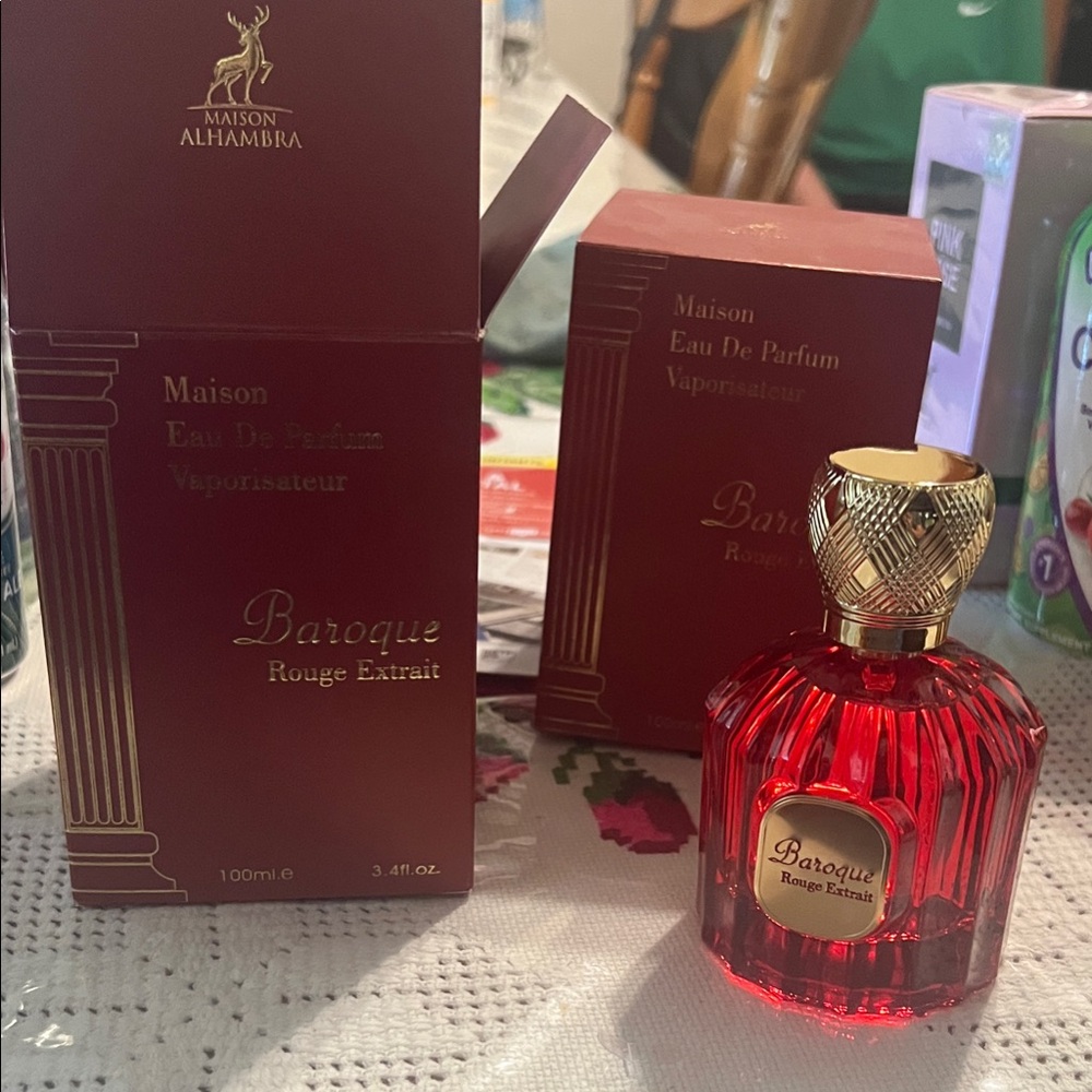 Maison Alhambra Baroque Rouge Extrait Perfume